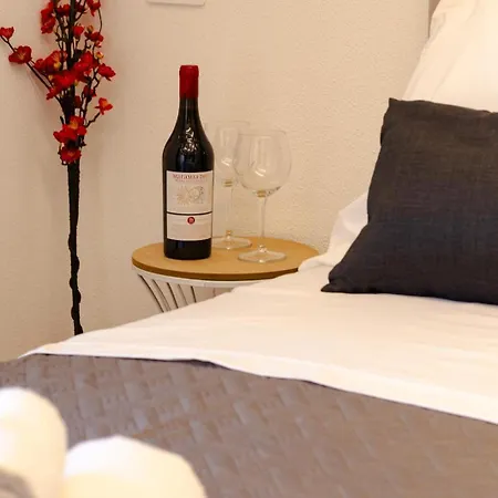 La Corte Di Giovanni - Bed & Breakfast