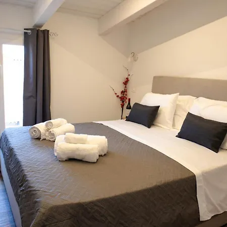 Bed & Breakfast La Corte Di Giovanni - 3*